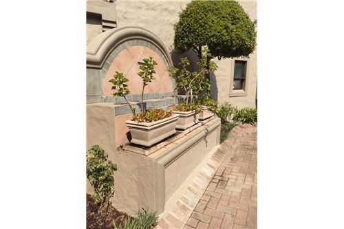 Residential - Condo/Apartment - Paulshof, Gauteng - South Africa