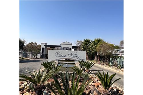 Residential - Townhouse - Ruimsig, Gauteng - South Africa