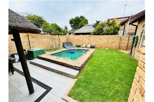 Residential - Townhouse - Wilgeheuwel, Gauteng - South Africa