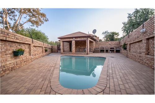 Residential - Townhouse - Newlands, Gauteng - South Africa