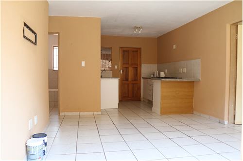 Residential - Condo/Apartment - Clarina, Gauteng - South Africa