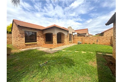 Residential - Townhouse - Monavoni, Gauteng - South Africa