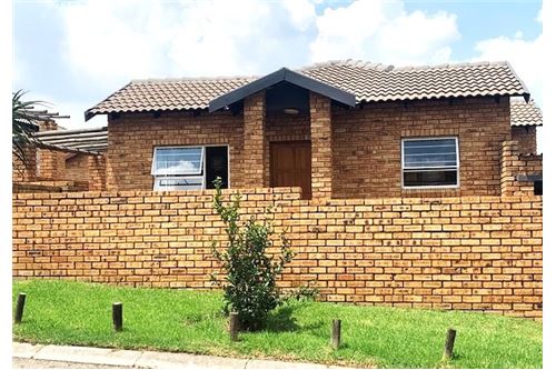 Residential - Townhouse - Honeydew Grove, Gauteng - South Africa