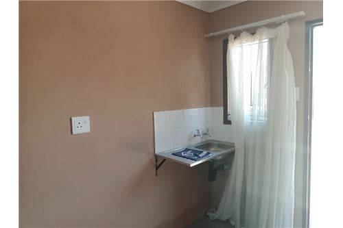 Residenziale - Casa - Soshanguve NN, Gauteng - South Africa - 12 - 1031414106-201