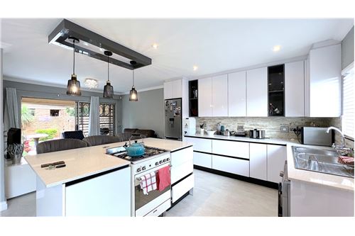 Residential - Townhouse - Equestria, Gauteng - South Africa