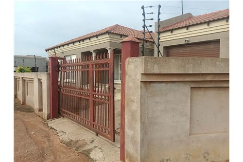 住宅 - 房子 - Soshanguve KK, Gauteng - South Africa - 3 - 1031414106-221