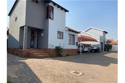 Residential - Townhouse - Liefde En Vrede, Gauteng - South Africa