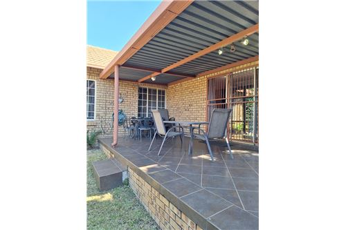 Residential - Townhouse - Equestria, Gauteng - South Africa