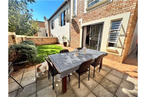 Residential - Townhouse - Wilgeheuwel, Gauteng - South Africa