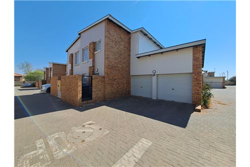 Residential - Townhouse - Oukraal Estate, Gauteng - South Africa