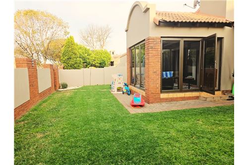 Residential - Townhouse - Eco Park Estate, Gauteng - South Africa