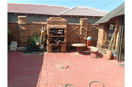Residenziale - Casa - Soshanguve BB, Gauteng - South Africa - 12 - 1031414106-204