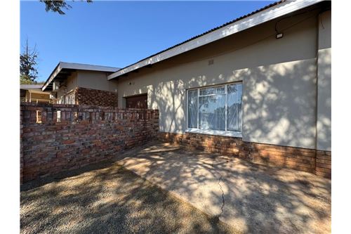 Residential - Condo/Apartment - Hartswater, Northern Cape - South Africa