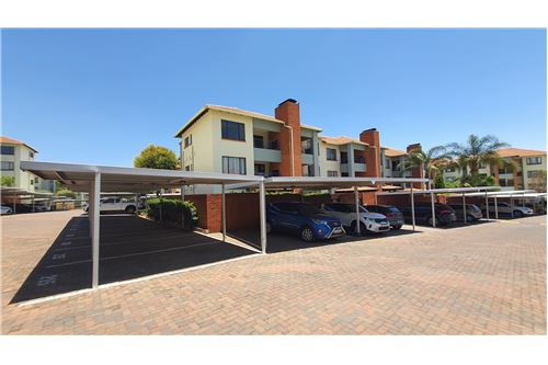 Residential - Condo/Apartment - Greenstone Hill, Gauteng - South Africa