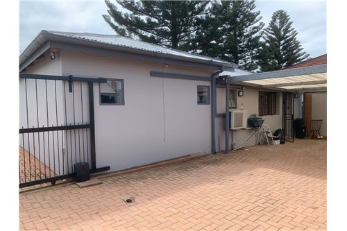 Residential - Condo/Apartment - Jeffreys Bay Central, Eastern Cape - South Africa