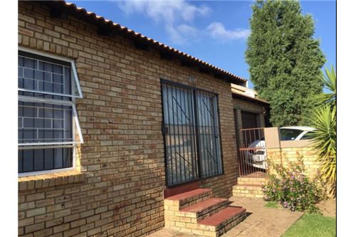 Residential - Townhouse - Honeydew, Gauteng - South Africa