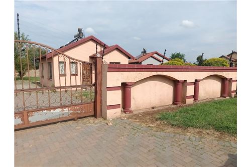 住宅 - 房子 - Soshanguve XX, Gauteng - South Africa - 3 - 1031414106-220