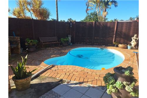 Residential - Townhouse - Amanzimtoti, KwaZulu Natal - South Africa