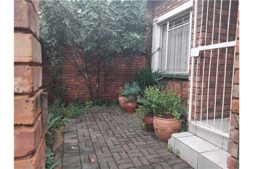 Residential - Condo/Apartment - Heidelberg Central, Gauteng - South Africa