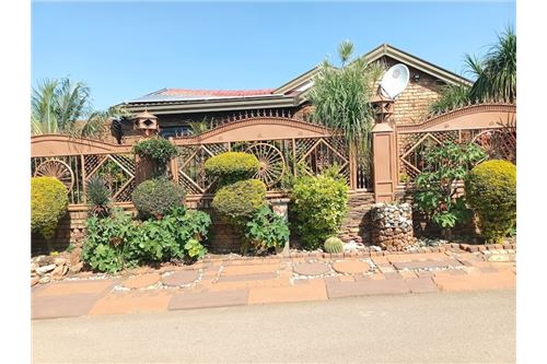 Residenziale - Casa - Soshanguve BB, Gauteng - South Africa - 3 - 1031414106-204