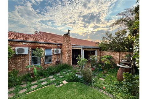 Residential - Townhouse - Die Hoewes, Gauteng - South Africa