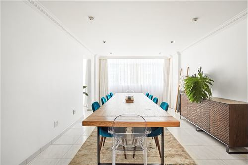 Residential - Condo/Apartment - Sandton Central, Gauteng - South Africa