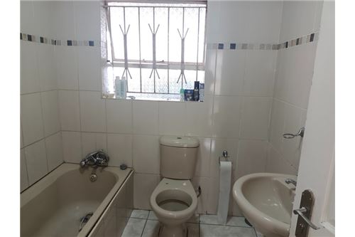 住宅 - 房子 - Soshanguve KK, Gauteng - South Africa - 31 - 1031414106-221