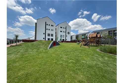 Residential - Condo/Apartment - MOOIKLOOF GLEN, Gauteng - South Africa