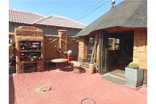 Residenziale - Casa - Soshanguve BB, Gauteng - South Africa - 11 - 1031414106-204