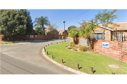 Residential - Townhouse - Honeydew Ridge, Gauteng - South Africa