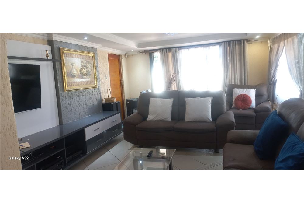 Residential - Αυτόνομη κατοικία - Protea Glen, Gauteng - South Africa - 9 - 1031421109-70