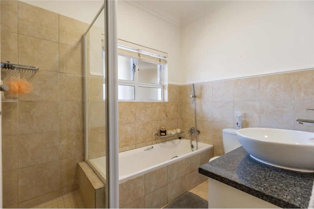 Residential - Townhouse - Durban North, KwaZulu Natal - South Africa - 17 - 1031465022-886