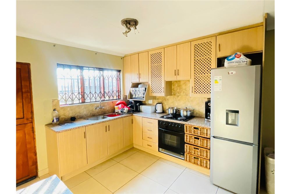 Residencial - Casa - Eersterust, Gauteng - South Africa - 4 - 1031414137-35