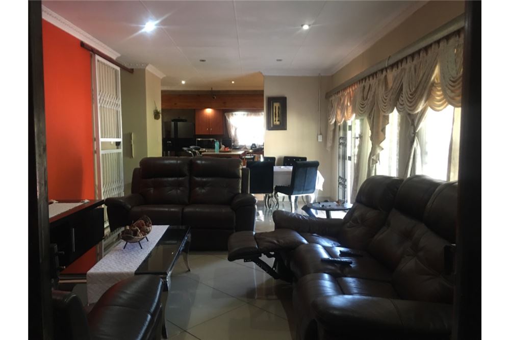 Residenziale - Casa - Doornpoort, Gauteng - South Africa - 24 - 1031414015-761