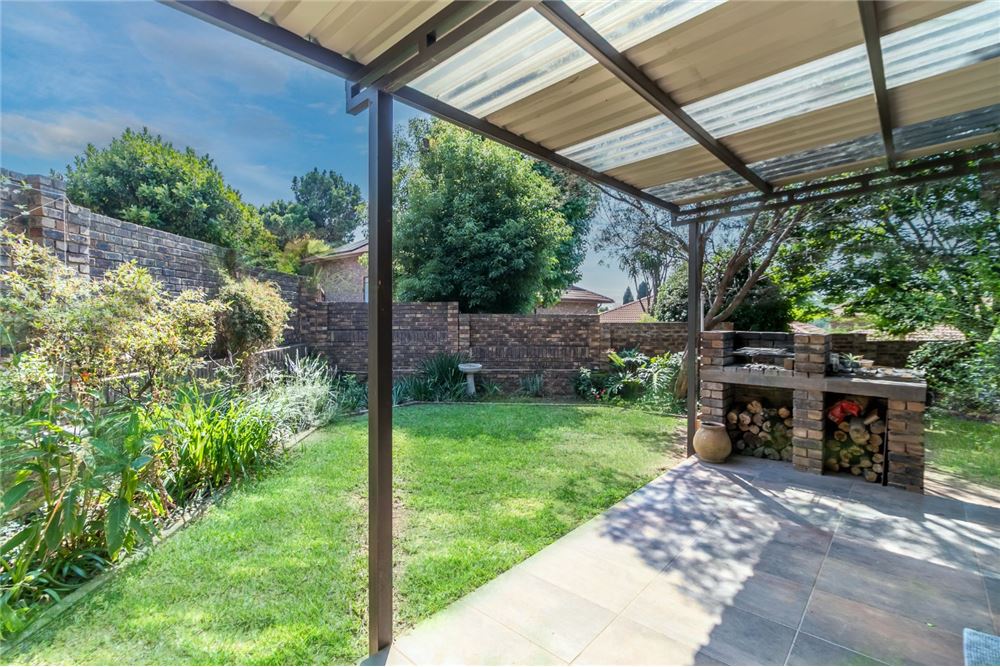 Residential - Rumah Bandar - Boskruin, Gauteng - South Africa - 4 - 1031444163-40