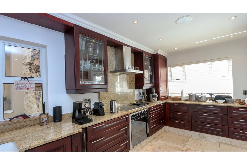 Residential - House - Umhlanga Rocks, KwaZulu Natal - South Africa - 23 - 1031465115-36