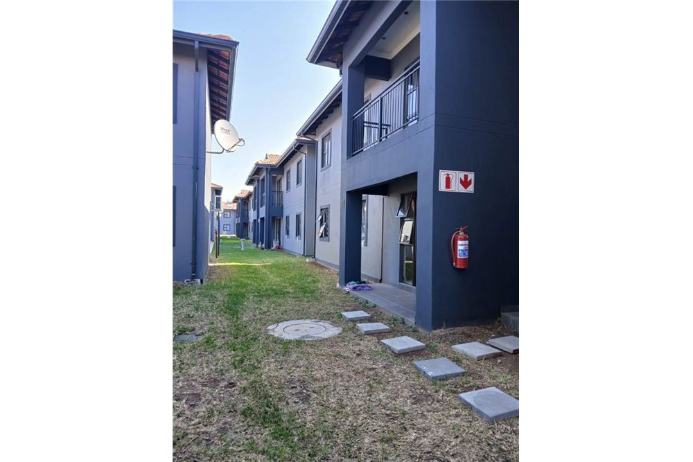 Residential - وحده سكنيه - Trenance Manor, KwaZulu Natal - South Africa - 3 - 1031388048-73