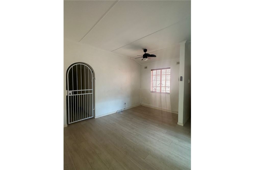 Residential - House - Glen Anil, KwaZulu Natal - South Africa - 11 - 1031465122-79