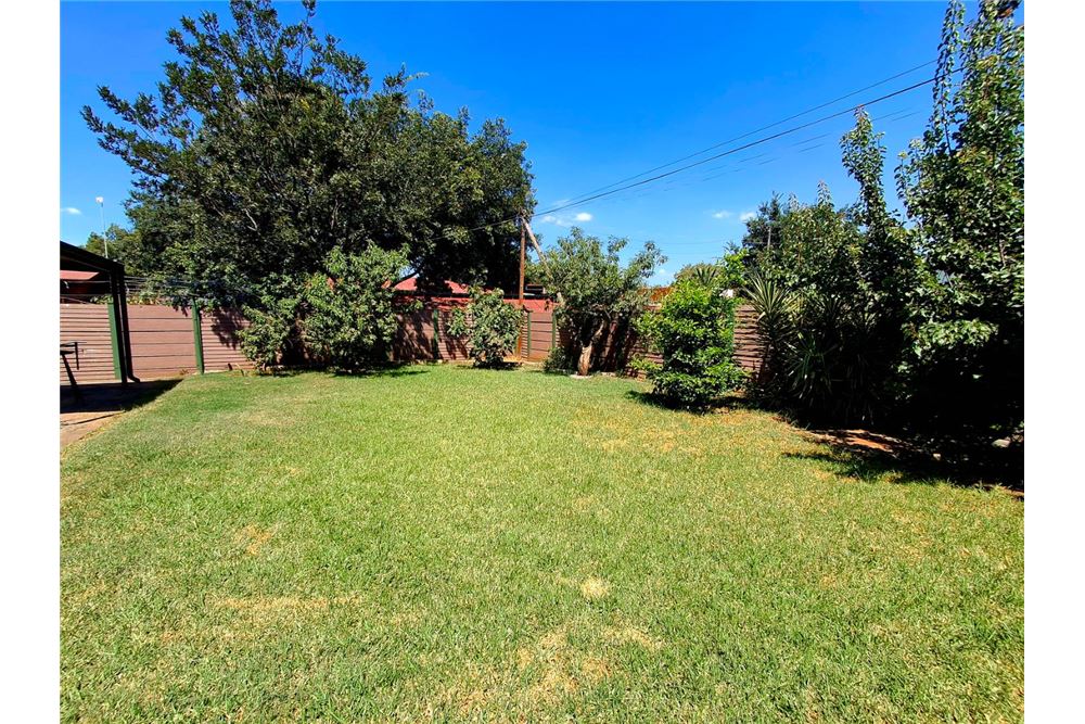 Residential - House - Vanderbijlpark SE, Gauteng - South Africa - 16 - 1031010005-15