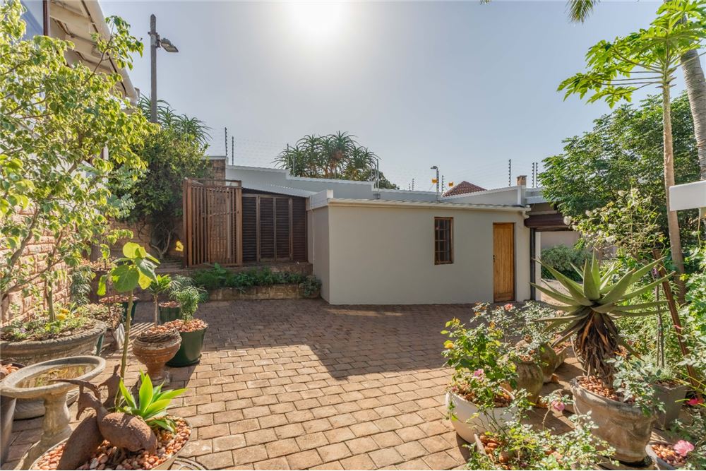 Residential - Hiša večstanovanjska - Essenwood, KwaZulu Natal - South Africa - 47 - 1031389006-964