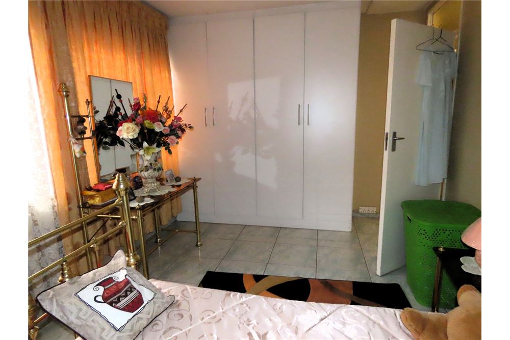 Residencial - Casa - Eersterust, Gauteng - South Africa - 28 - 1031414016-161