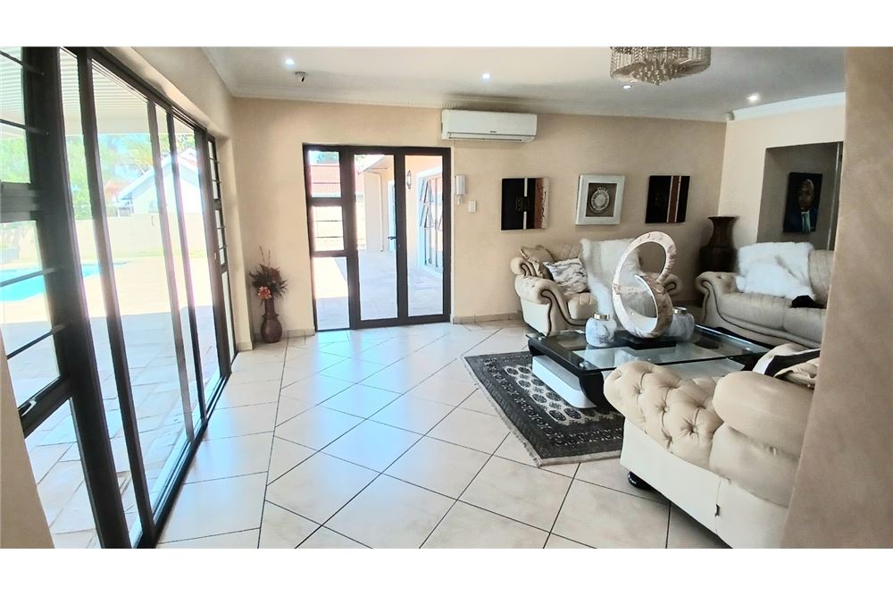 Residential - House - La Lucia, KwaZulu Natal - South Africa - 20 - 1031465129-25