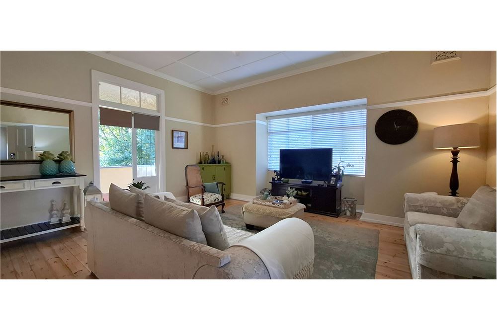 Residential - Rumah Terpisah - Glenwood, KwaZulu Natal - South Africa - 9 - 1031389002-211