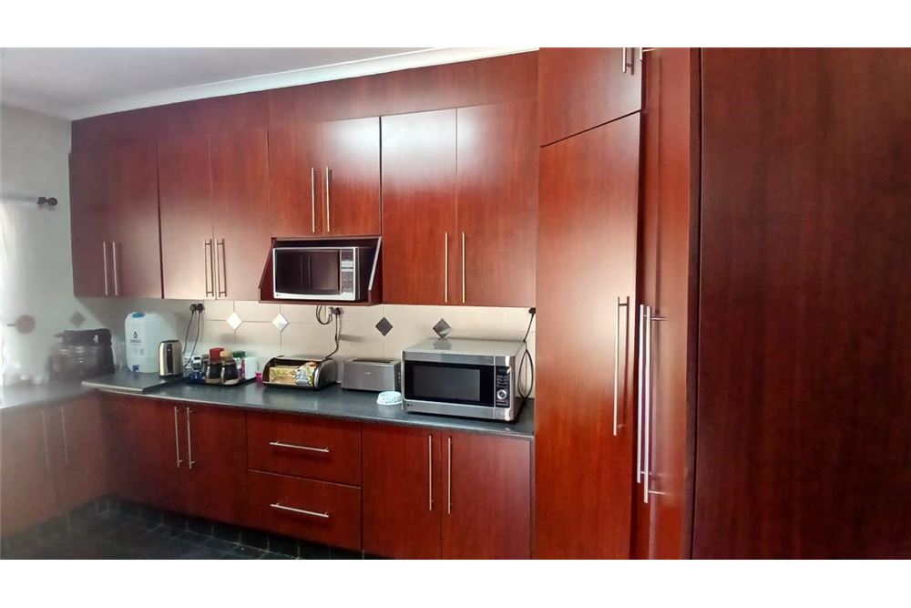 Residencial - Granja - Gerardsville, Gauteng - South Africa - 52 - 1031414116-90