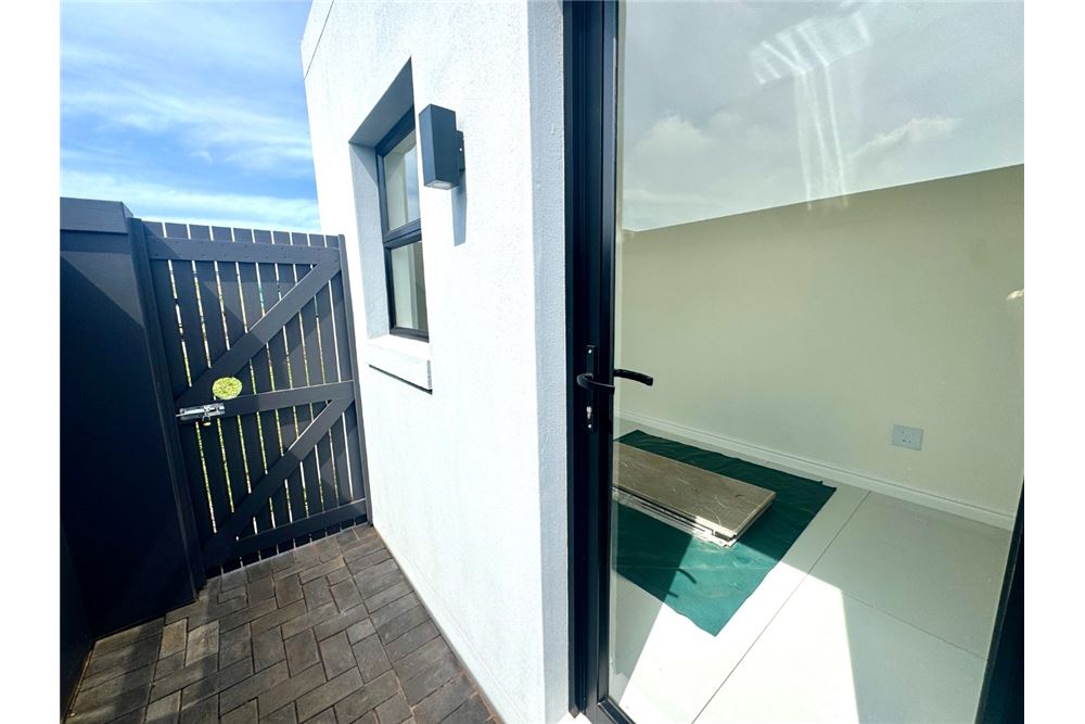 Residential - House - Sibaya, KwaZulu Natal - South Africa - 38 - 1031465010-423