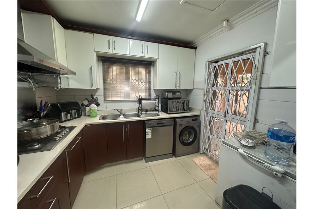 Residential - House - Somerset Park, KwaZulu Natal - South Africa - 14 - 1031465047-199