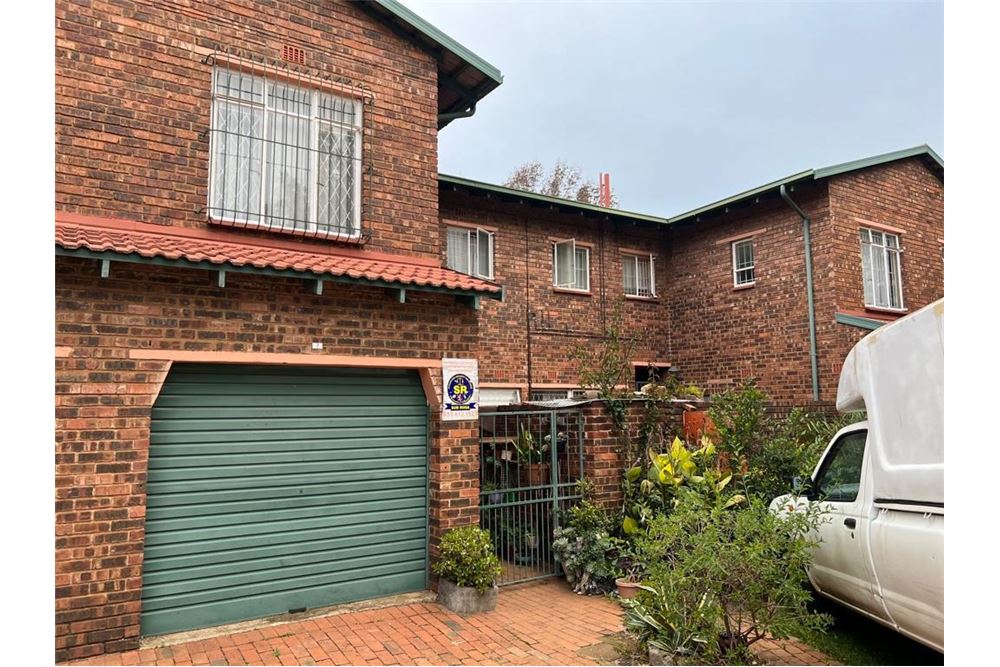 Residential Townhouse Florida Park, Gauteng South Africa