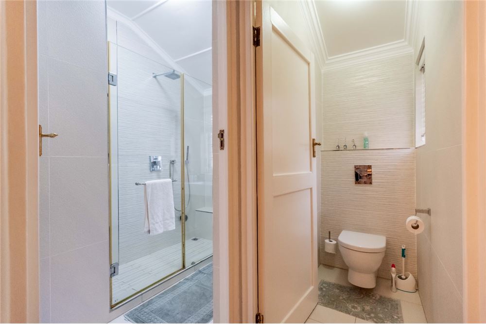 Residential - House - Durban North, KwaZulu Natal - South Africa - 36 - 1031465022-874