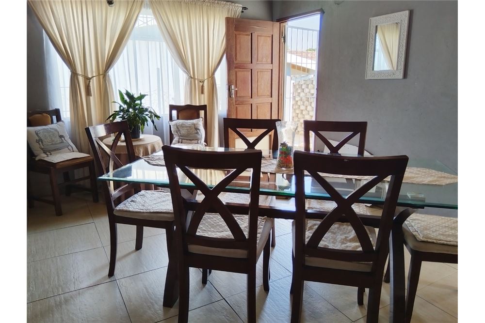 Dzīvojamais - Savrupmāja - Eastwood, KwaZulu Natal - South Africa - 6 - 1031436105-89