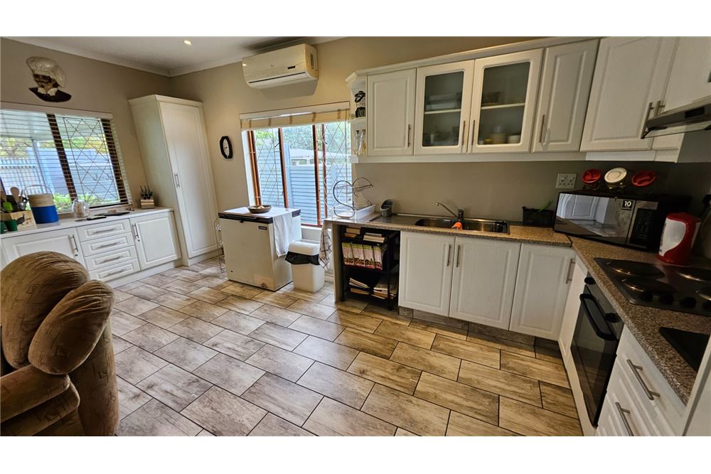 Residential - Αυτόνομη κατοικία - Hayfields, KwaZulu Natal - South Africa - 32 - 1031436004-370